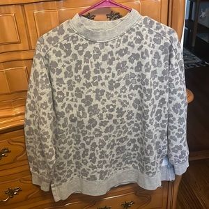 Gap size XS grey leopard print sweatshirt